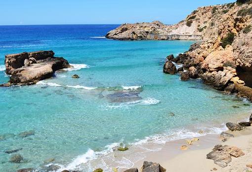 Cala recóndita de Ibiza