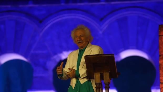 'El Brujo' interpreta en Córdoba la leyenda de Maryan, la esclava cristiana que engañó al califa