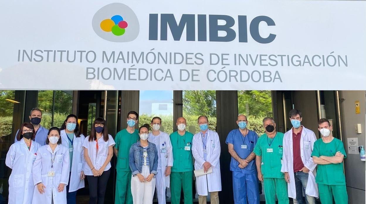 Uno de los equipos del Imibic que indaga contra el mal oncológico