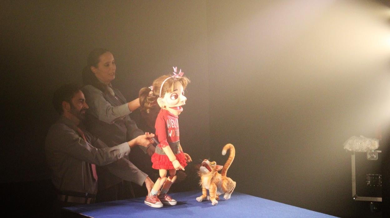 Escena de la obra 'Cris, pequeña valiente'