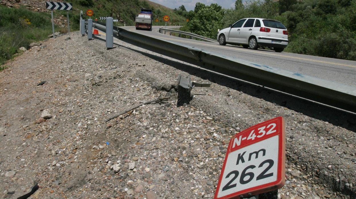 Carretera N-432 a su paso por la provincia de Córdoba