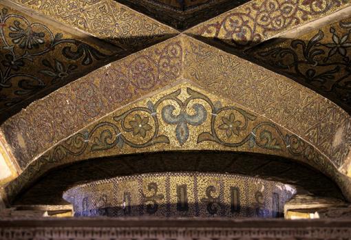 Mosaicos en la cúpula de la maqsura de la Mezquita-Catedral de Córdoba