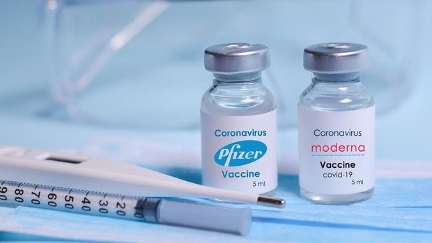 Confirman nuevos efectos secundarios de las vacunas contra el Covid de Pfizer y Moderna
