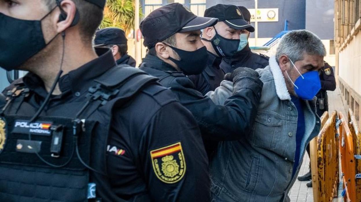 Bernardo Montoya en su segundo día en los juzgados de Huelva donde se le juzga por presunto asesinato