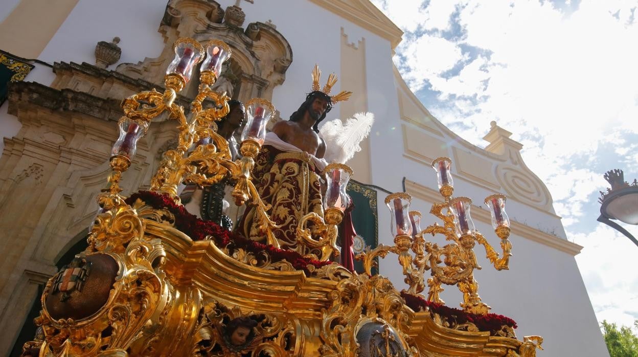 Nuestro Padre Jesús de las Penas, en su paso el Domingo de Ramos de 2019
