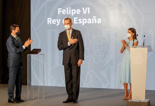 El Rey Felipe VI recibió el 14 de junio la primer Medalla de Honor de Andalucía