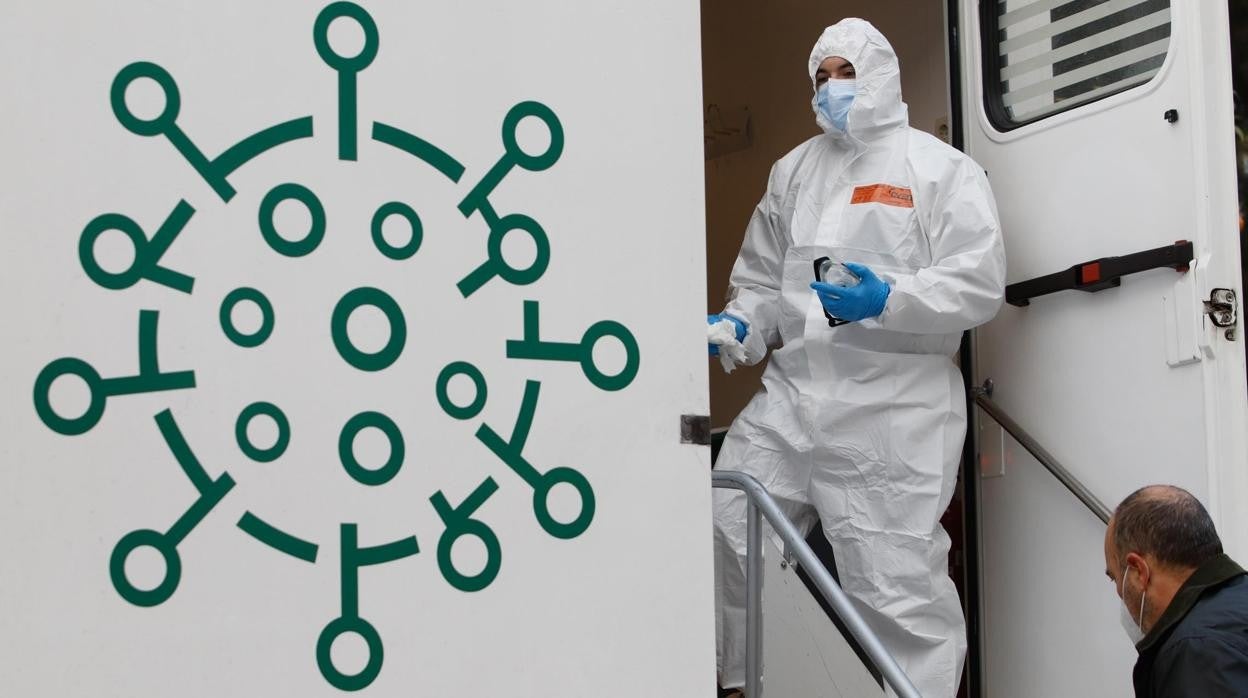 Los días de cuarentena por Covid se reducen en Andalucía