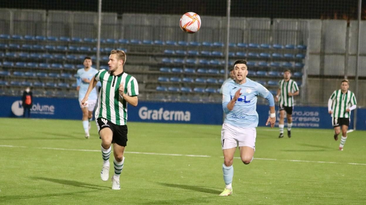 Valtteri y Javi Forján, este miércoles, en el derbi Ciudad de Lucena - Córdoba B