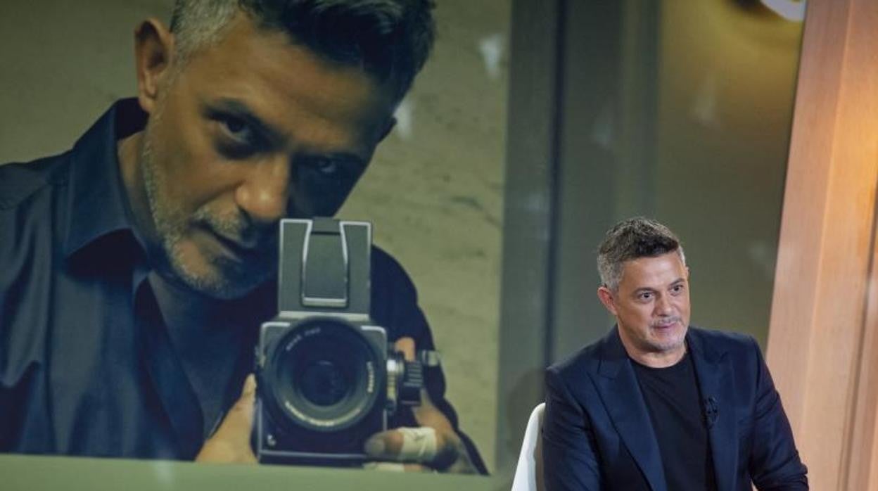 El cantante español Alejandro Sanz presenta un nuevo album el año pasado.