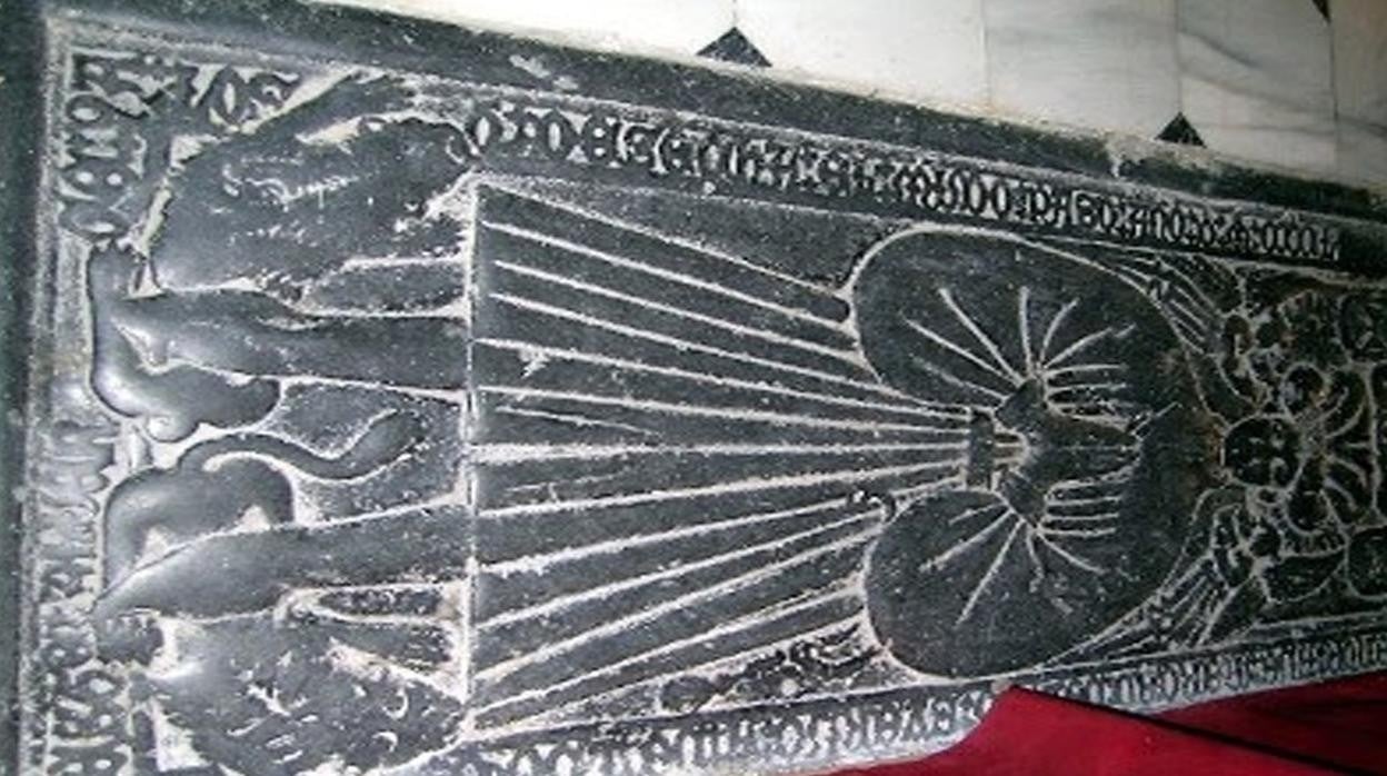 Lápida del misterioso caballero templario