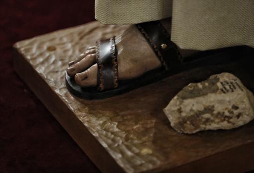 Piedra traída de Jerusalén, de un lugar próximo a las negaciones