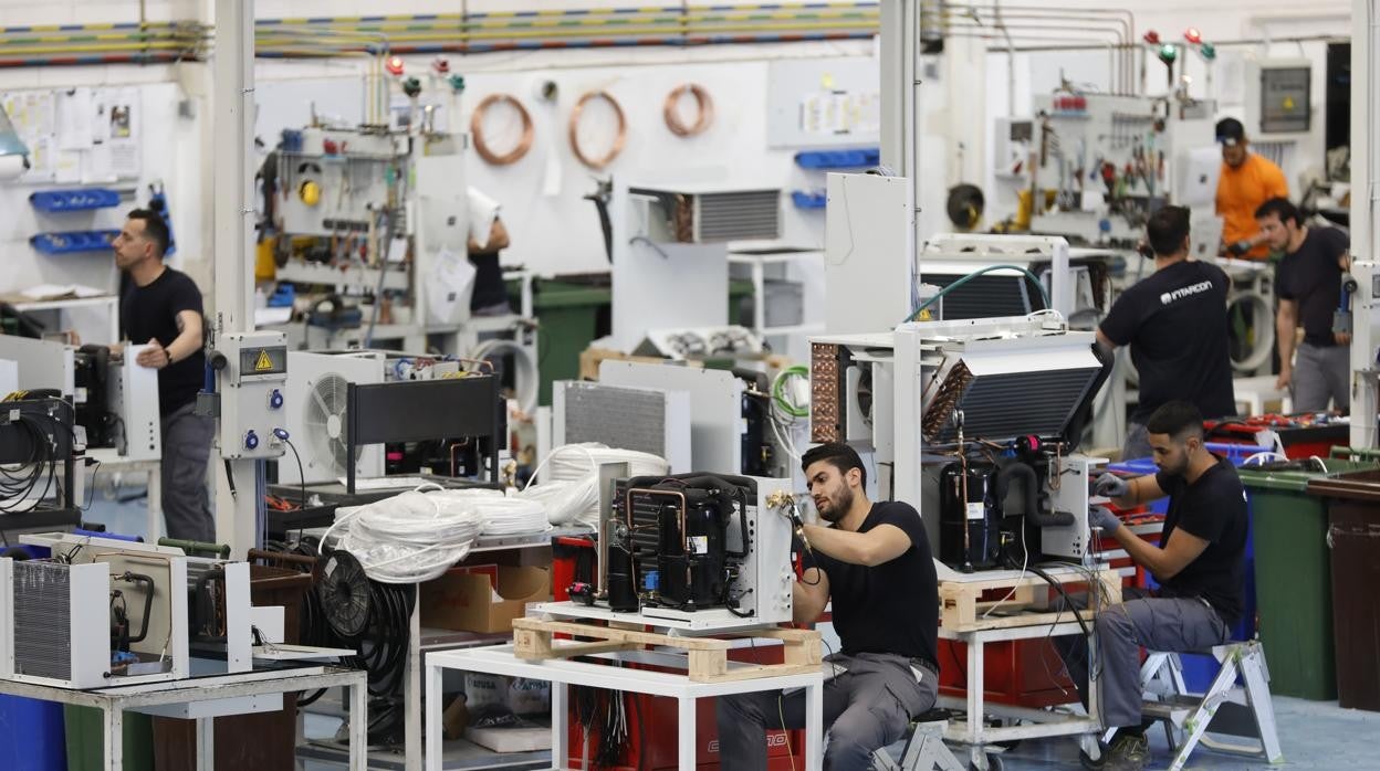Trabajadores del frío en Lucena