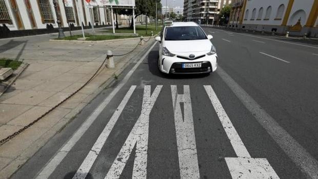Los taxistas de Córdoba se manifestarán el domingo y el transporte de viajeros planea acciones inminentes