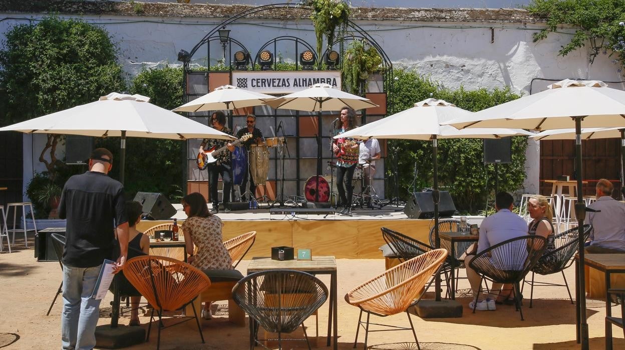 Una actuación durante la inauguración del espacio