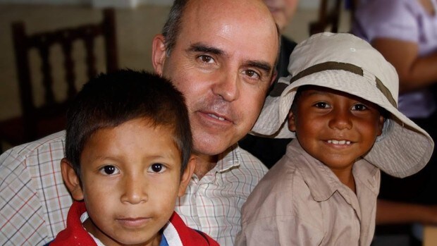 Patricio Larrosa, un ángel de la guarda de Granada entre la pobreza de Honduras
