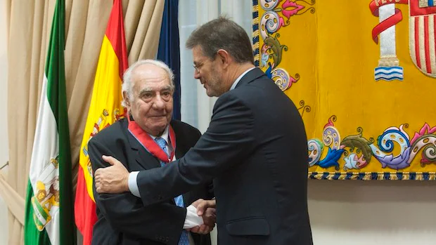 Muere el abogado Sentob Bendodo, padre de Elías Bendodo, consejero de Presidencia andaluz