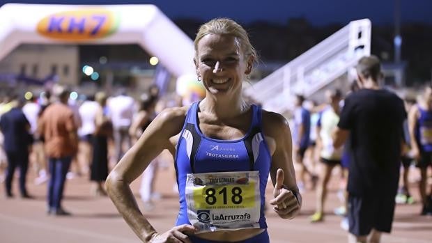 Raquel Hernández y Manuel de la Rosa se hacen con la victoria en la Nocturna de Córdoba