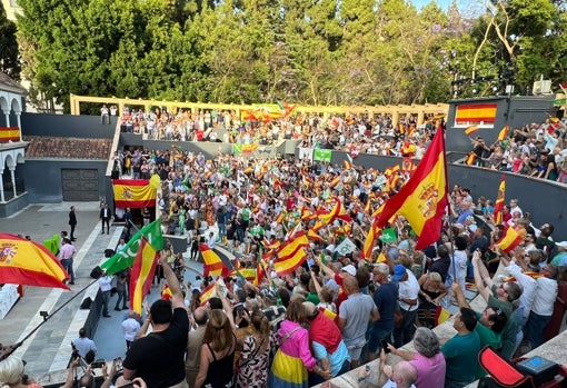 El auditorio lleno antes del mitin de Vox