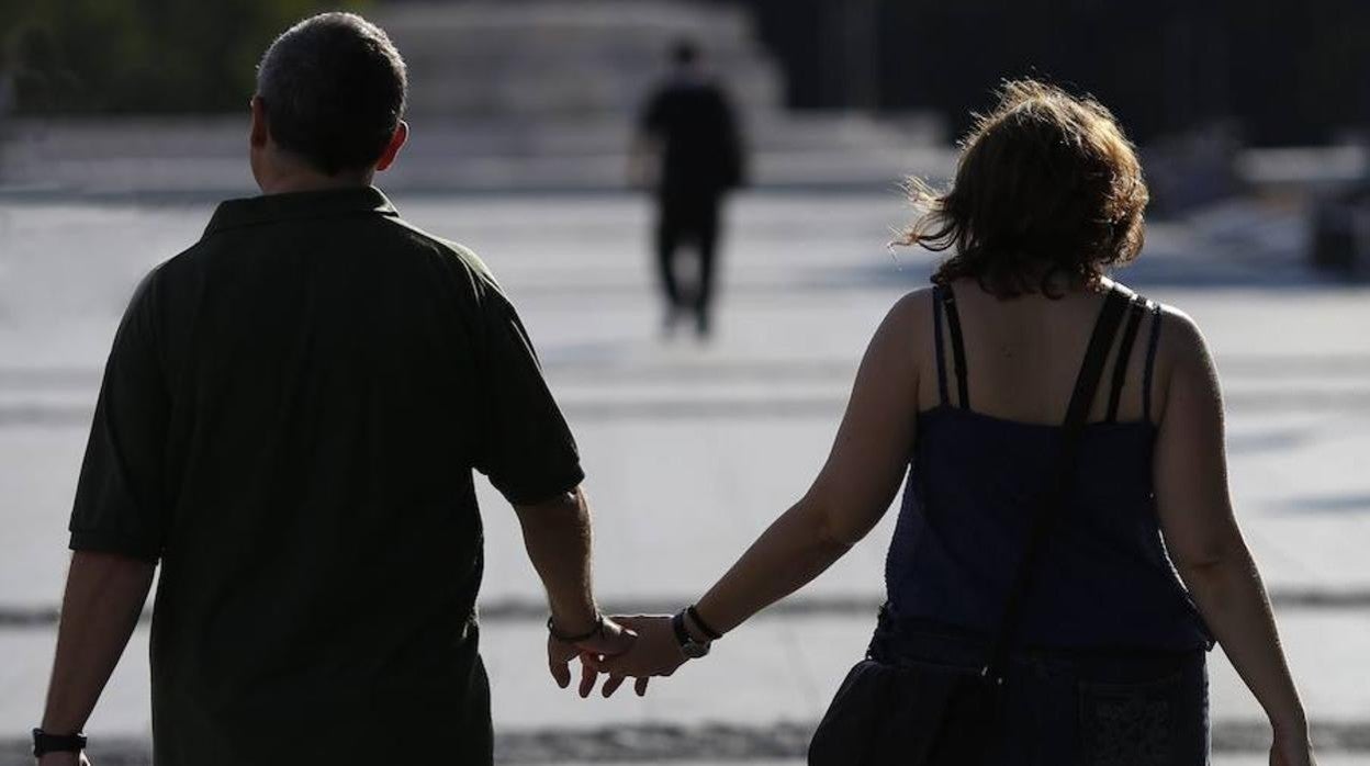 La Junta ha detectado casos en los que simulan parejas de hecho a cambio de una contraprestación económica