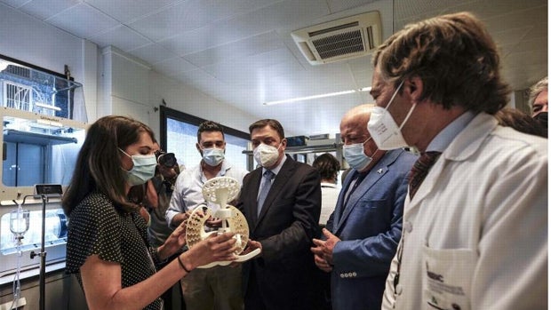 Luis Planas y Jesús Aguirre doblan el pulso a Nutriscore con el aceite de oliva