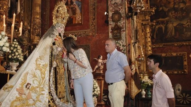 La Virgen del Carmen de San Cayetano tendrá el primer besamanos de Córdoba tras la pandemia