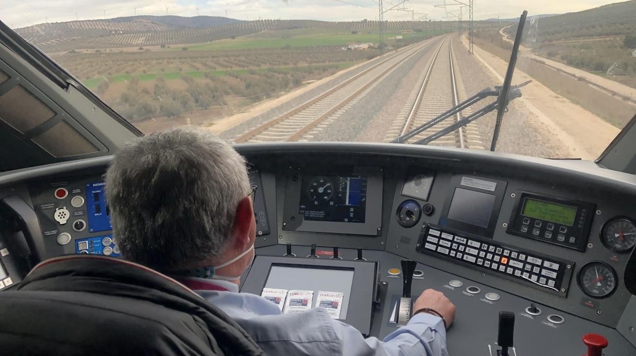 Tren de alta velocidad entre Málaga y Granada