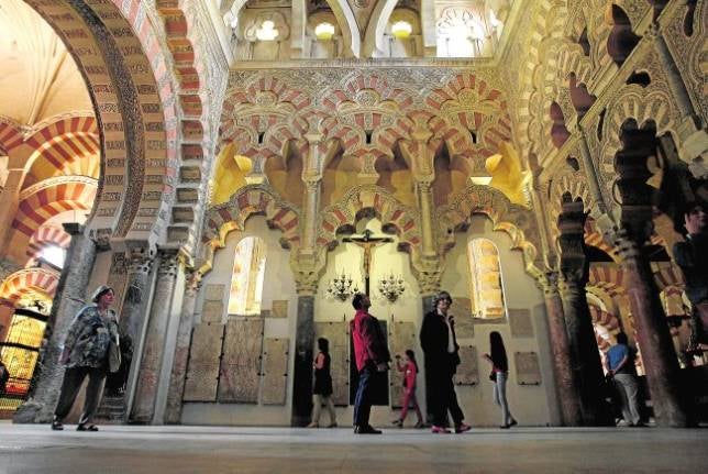 Mezquita-CatedralContra la polémica, unos resultados de récord turístico