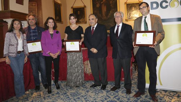 Victoria Bravo, Alfonso Hidalgo, Isabel de León, Erika Seguín Colás, Antonio Luque, Juan Manuel Blázquez y Estéban Carneros