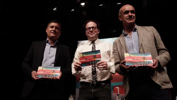 Eduardo Tamarit, John Axelrod y Antonio Muñoz en la presentación de la temporada