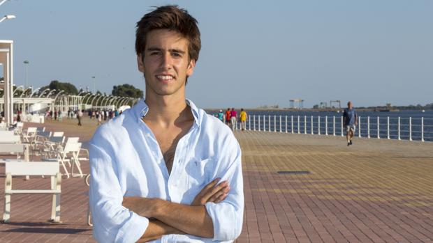 El novillero sevillano Emilio Silvera, muy ilusionado ante su tarde en las Colombinas