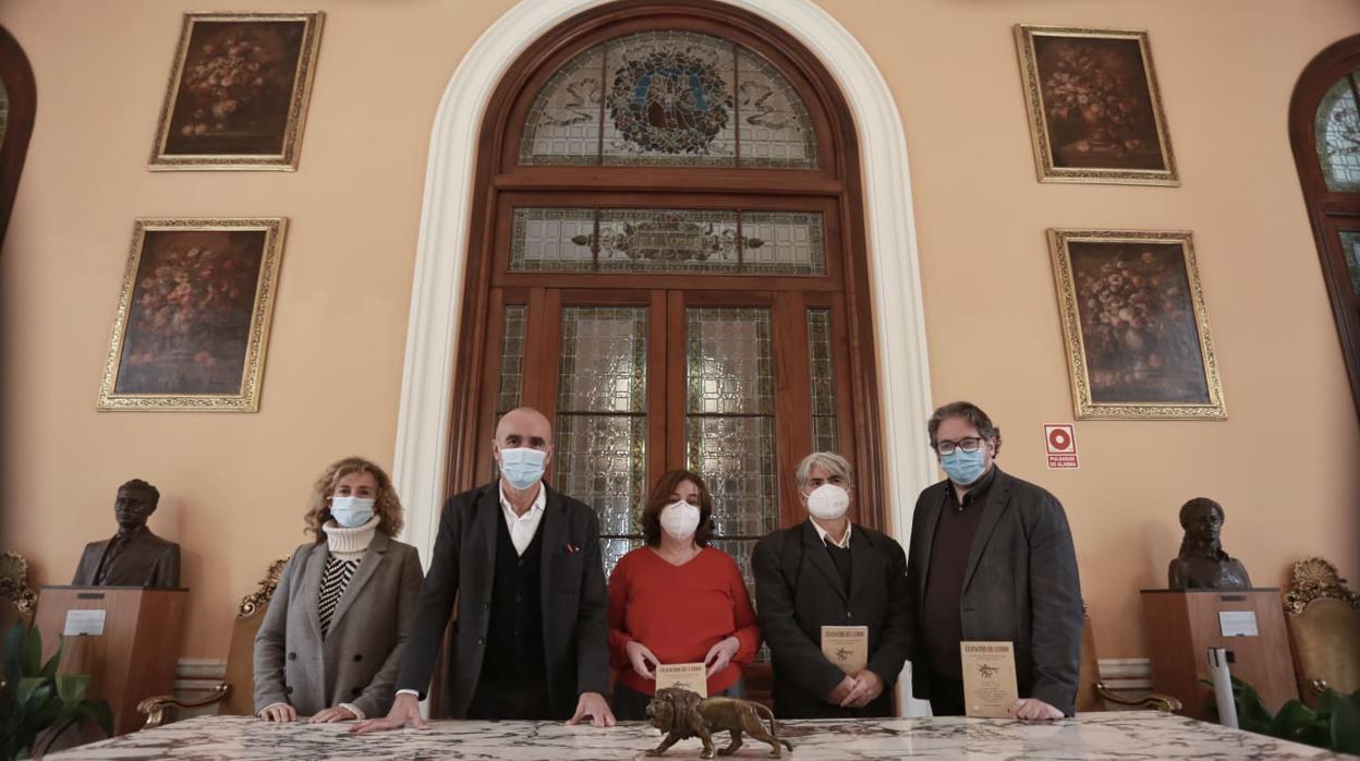 Isabel Ojeda, Antonio Muñoz, Mila Díaz, Juan Bonilla y David González Romero en el Ayuntamiento