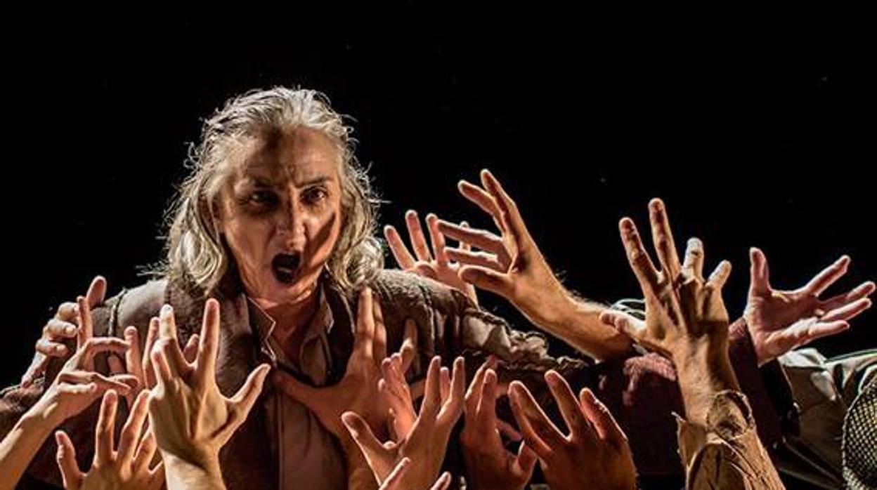 Un momento de la representación de la obra de teatro