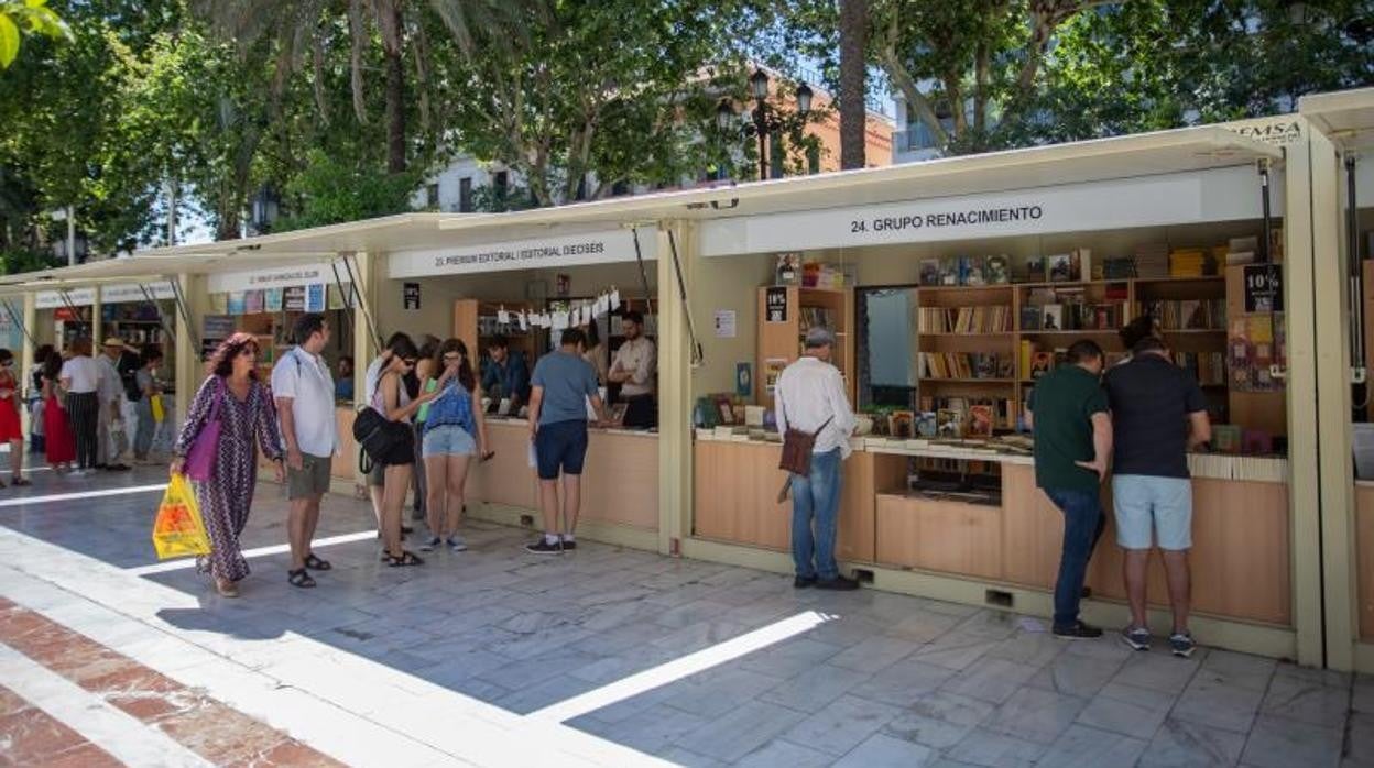 Una imagen de la Feria del Libro de Sevilla en su edición de 2019