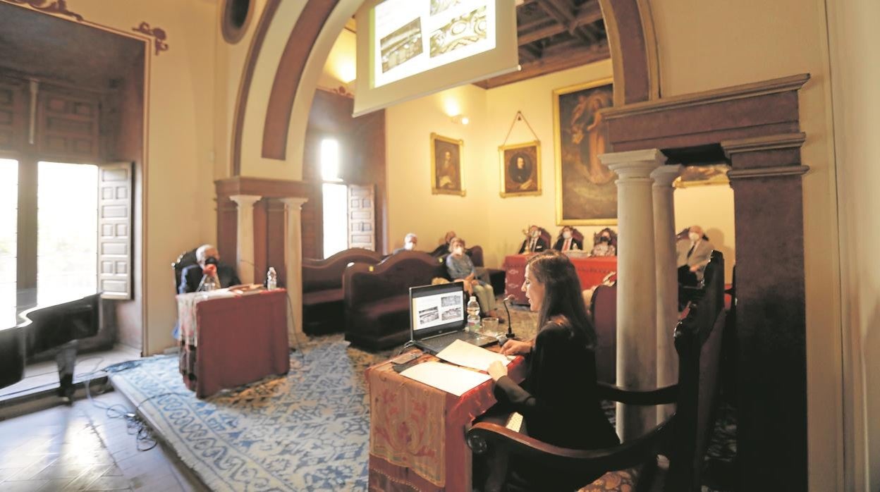 Presentación del libro de los Quintero ayer en la Real Academia Santa Isabel de Hungría