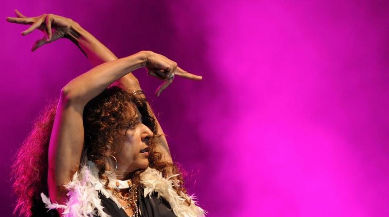 Rosario Flores actúa este viernes en la Plaza de España