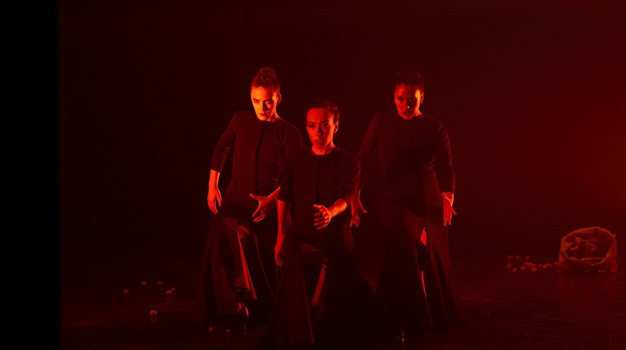 La compañía SilencioDanza presenta este sábado 'Las furias'