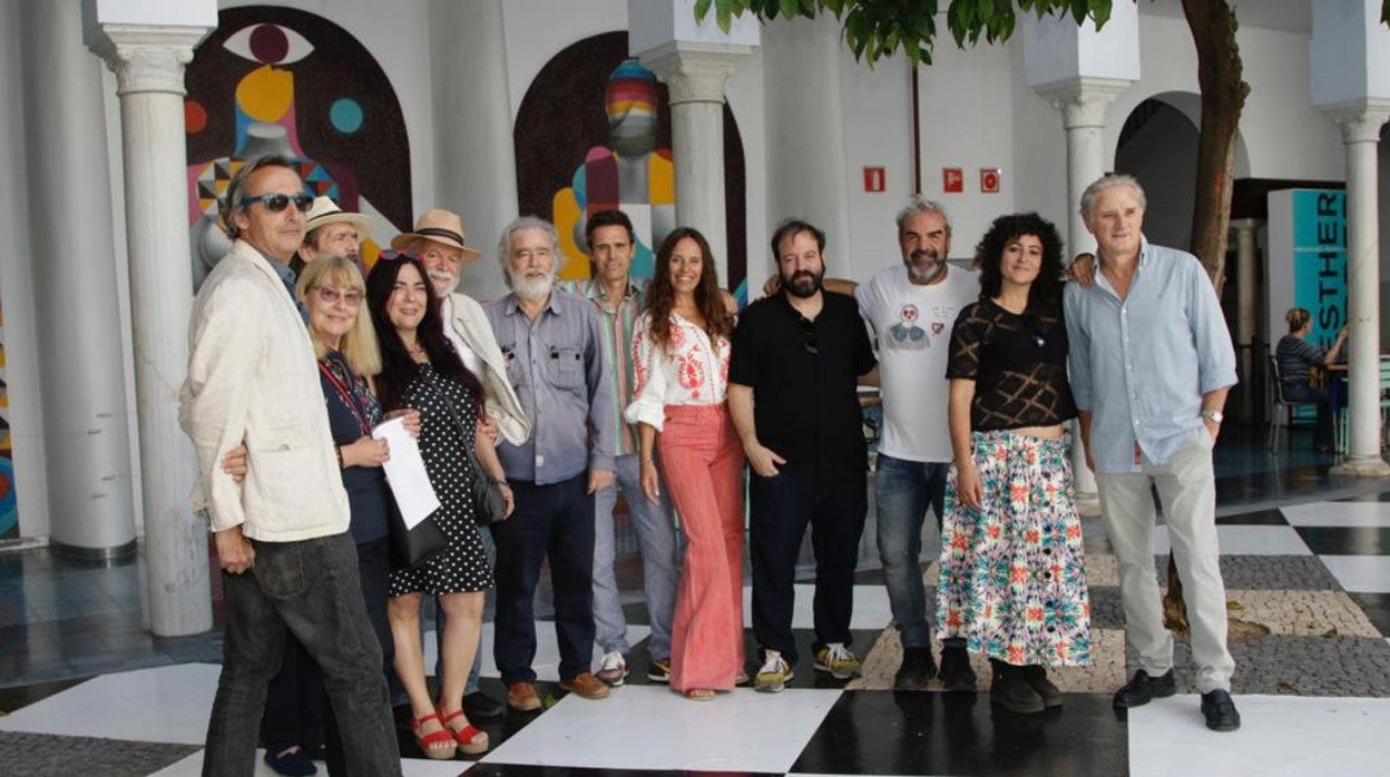 Gonzalo García-Pelayo, Gervasio Iglesias y el resto del equipo que ha participado en estas once películas