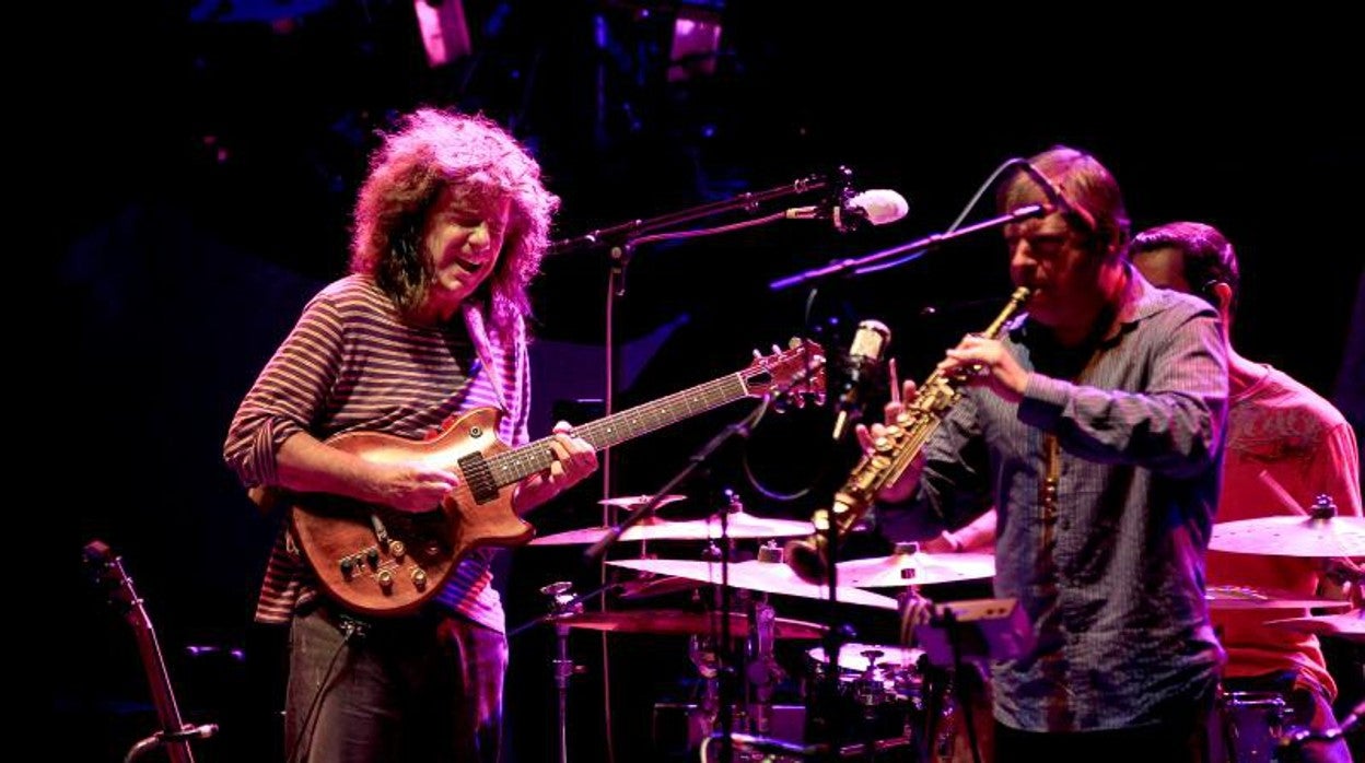 Pat Metheny en un concierto del Festival de la Guitarra de Córdoba