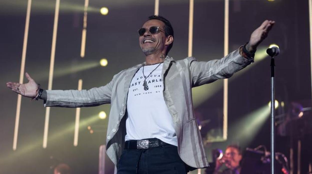 Marc Anthony brilló anoche en el Estadio de la Cartuja con un espectáculo a la altura de su prestigio