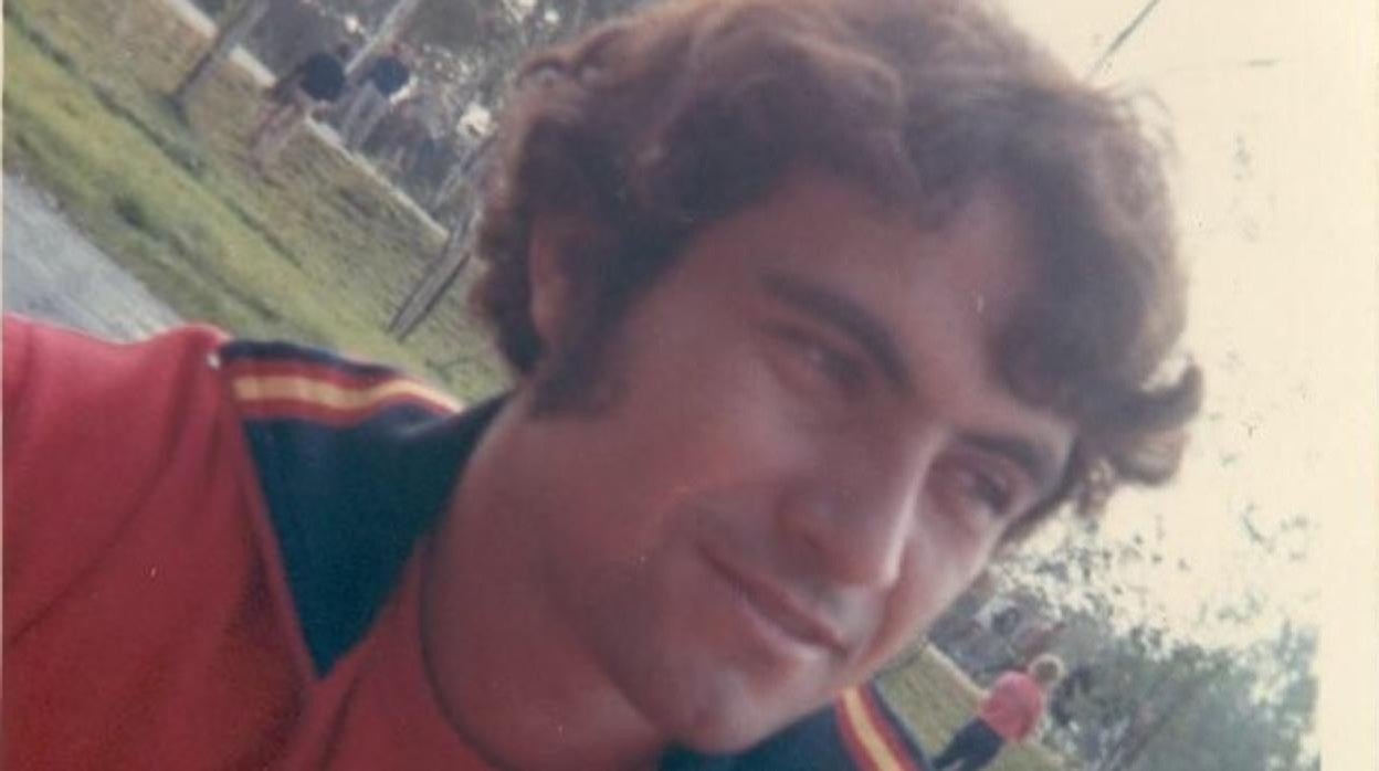 Álvaro López Espejo, en los años setenta, con el chándal de la selección española