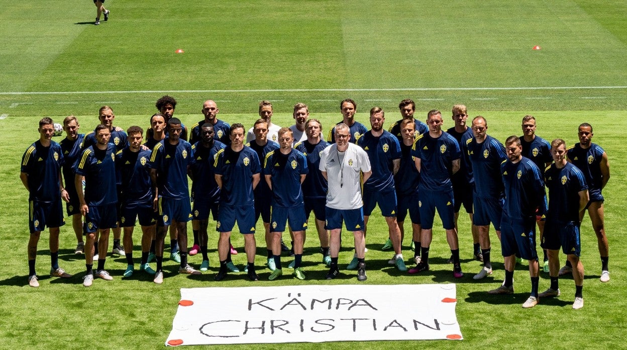 Suecia desplegó una lona de apoyo a Christian Eriksen tras su colapso el día de ayer