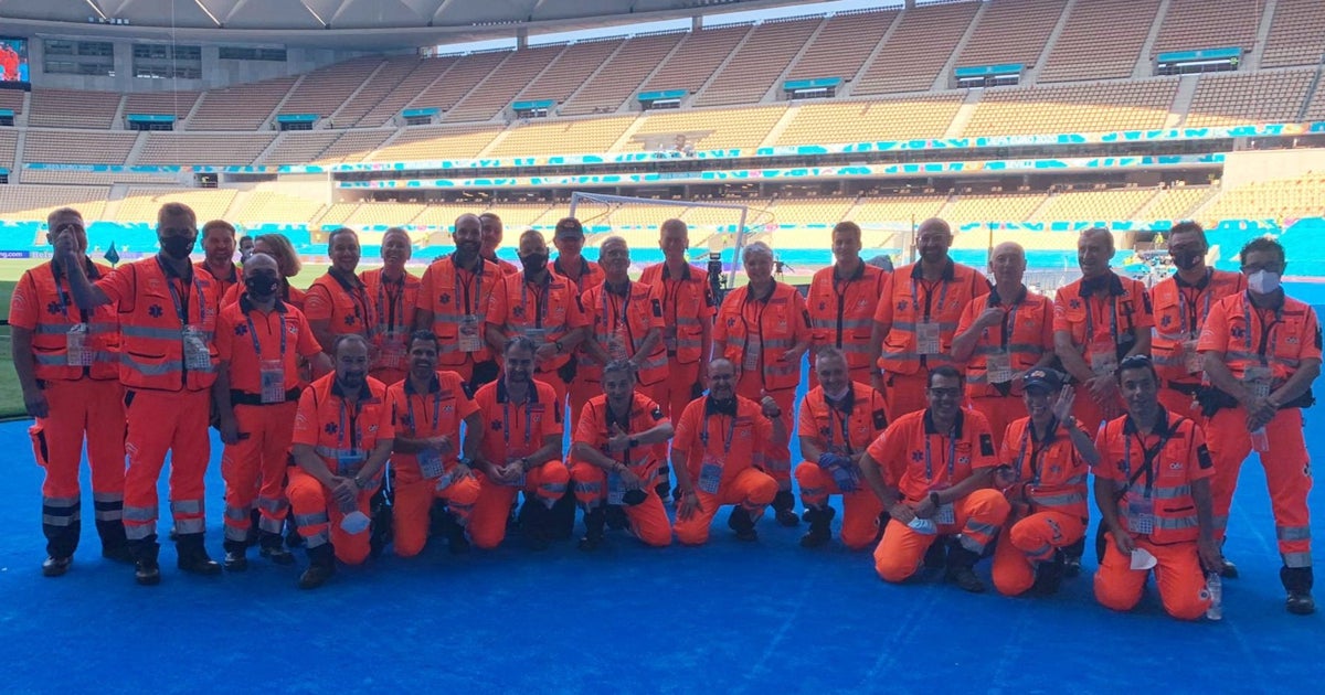 Una representación de sanitarios que asistió al Eslovaquia - España