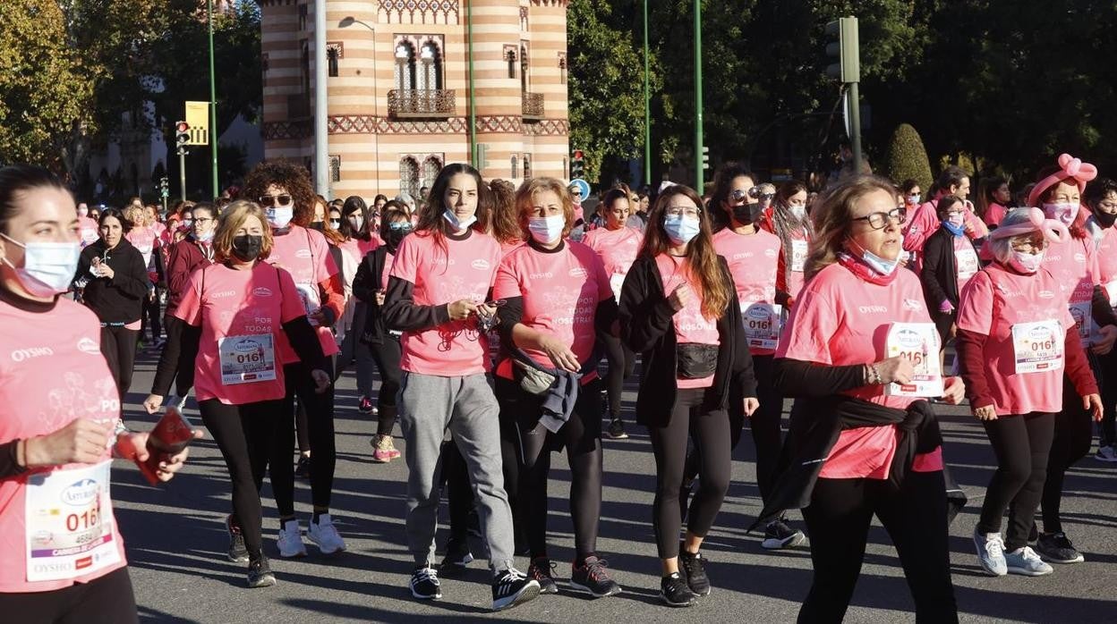 ¿Has corrido la Carrera de la Mujer de Sevilla 2021? Búscate en las galerías de imágenes