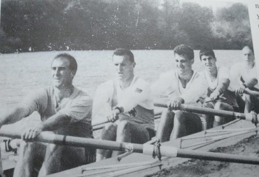 Claro, el segundo por la izquierda, entrenando con el equipo nacional