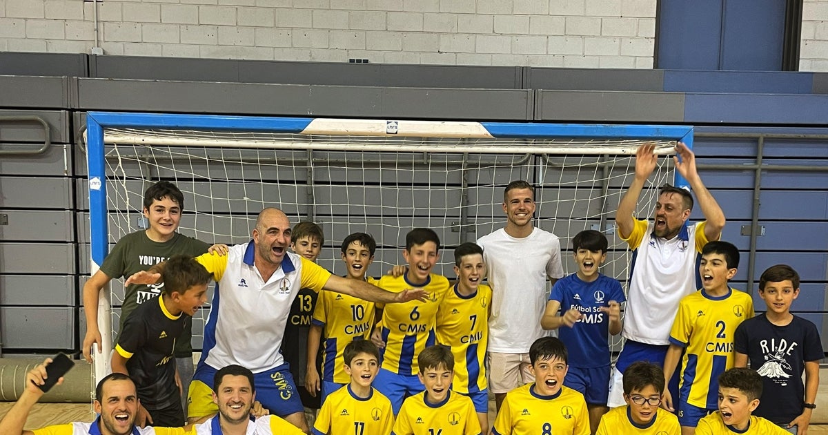 El equipo alevín de fútbol sala del Círculo Mercantil