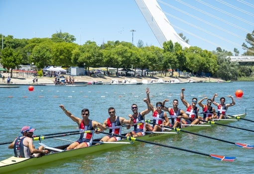 El ocho con timonel del Real Círculo de Labradores se impuso en su categoría