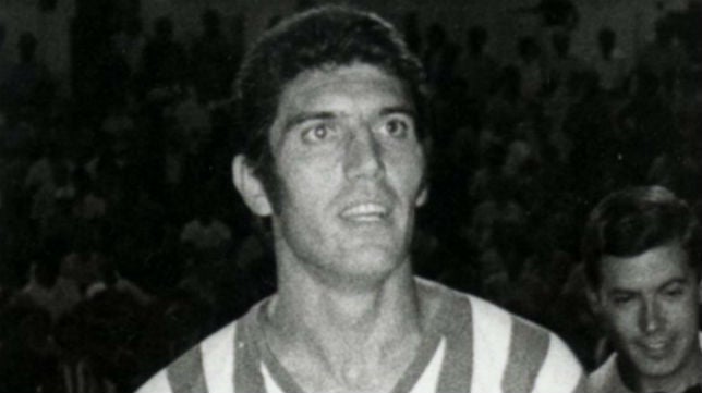 Rogelio ya está enseñando la "tostá" en el Cielo