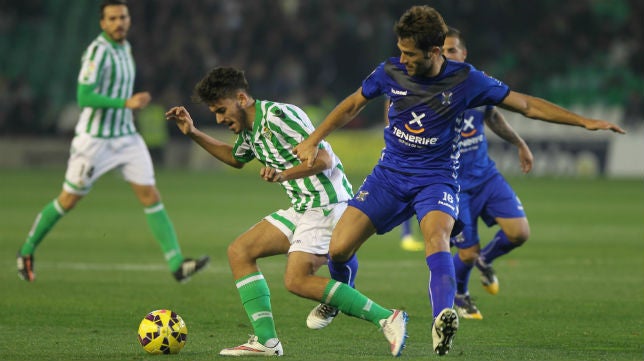En Tenerife hacen saber al Betis que se están "jugando la vida"