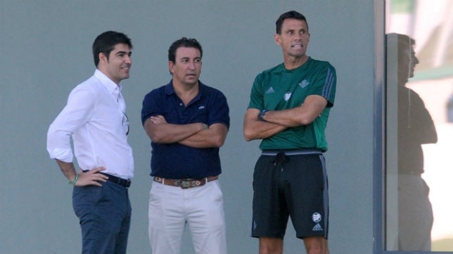 Haro y Catalán visitan al equipo en Montecastillo