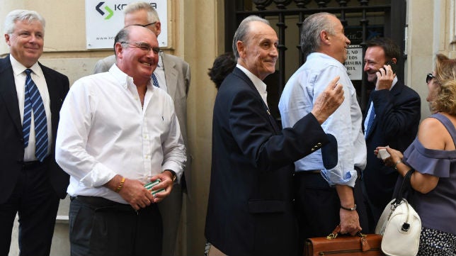 Lopera gobernó el Betis sin pagar el 31,38 por ciento de las acciones